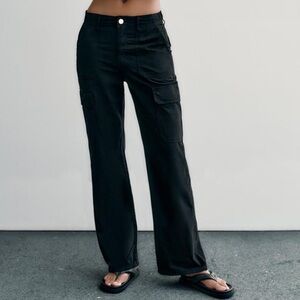 Zara black canvas high rise cargo relaxed leg pants 0